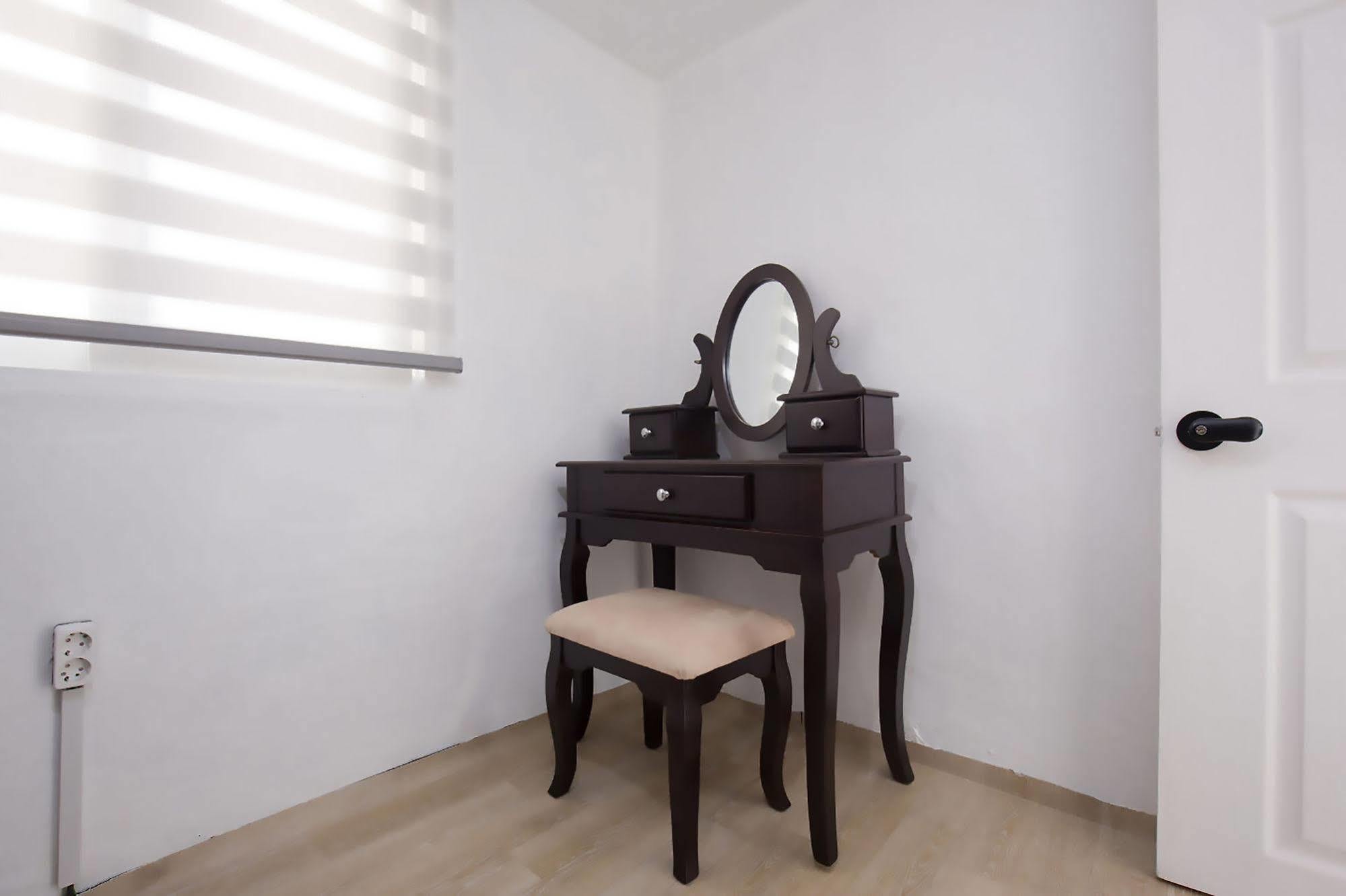 Nanu Guesthouse Black Apartments Σεούλ Εξωτερικό φωτογραφία